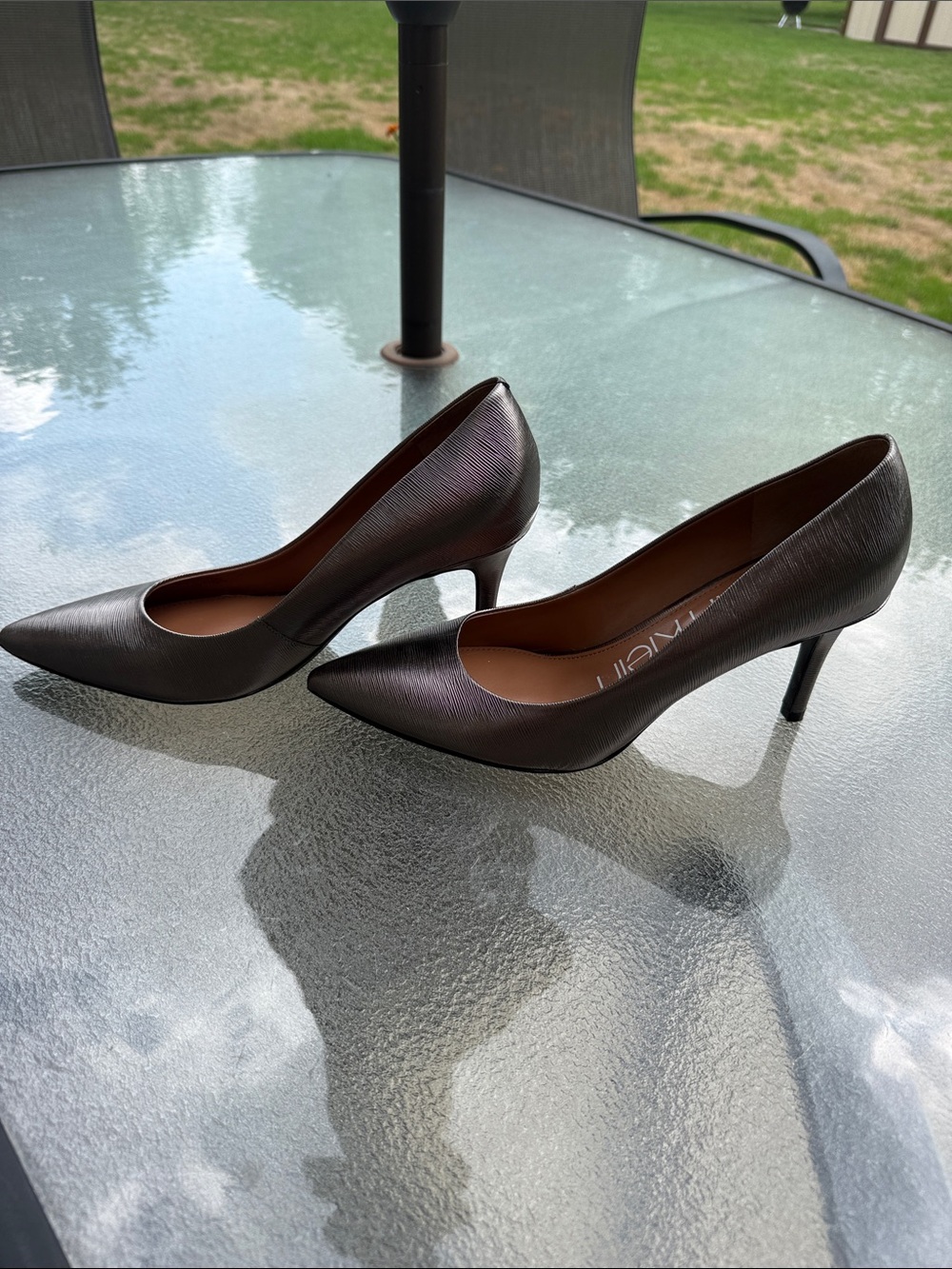 Calvin Klein Metallic Silver Pointed Pumps - never worn!!! - Picture 6 of 9